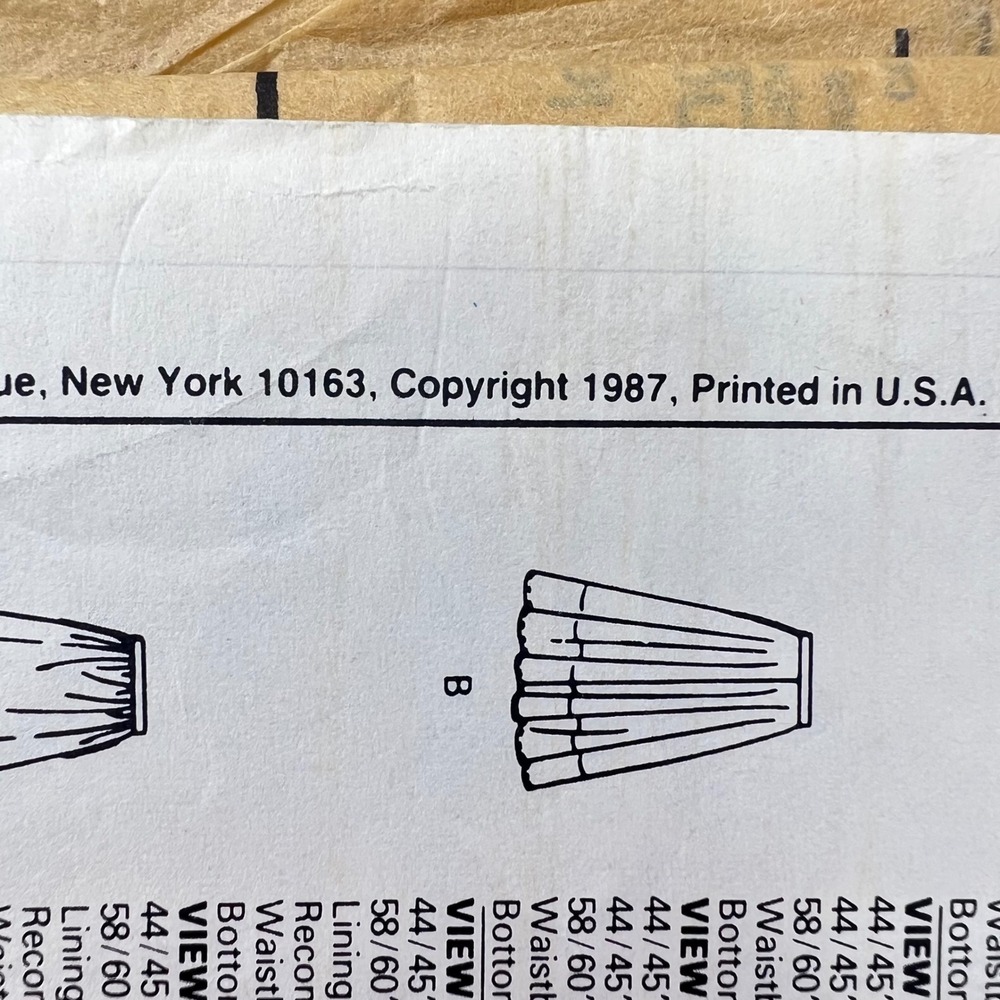 McCalls 80s Skirt Pattern 3254 Vintage Sz 8 (24" waist)‎ Pleated Flare A-Line - Picture 6 of 11